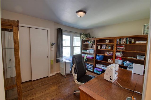 1100 W 96th Terrace, Kansas City, MO 64114
