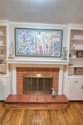 1100 W 96th Terrace, Kansas City, MO 64114