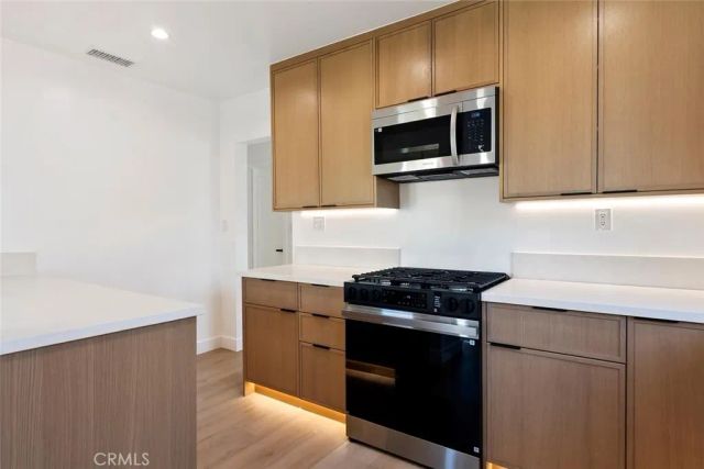 20701 Schoolcraft, Winnetka, CA 91306