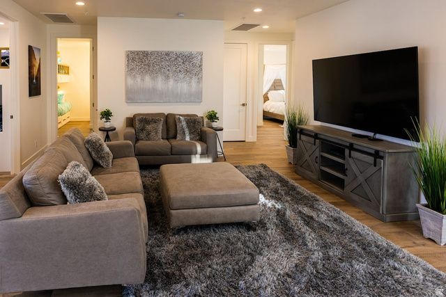 2166 N DOUBLE EAGLE LN, Washington, UT 84780