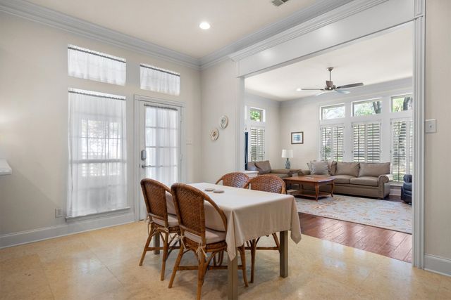 405 Leigh Court, Highland Village, TX 75077