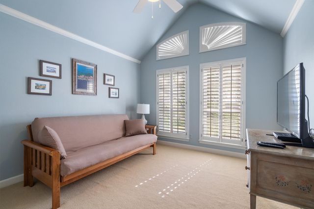 405 Leigh Court, Highland Village, TX 75077