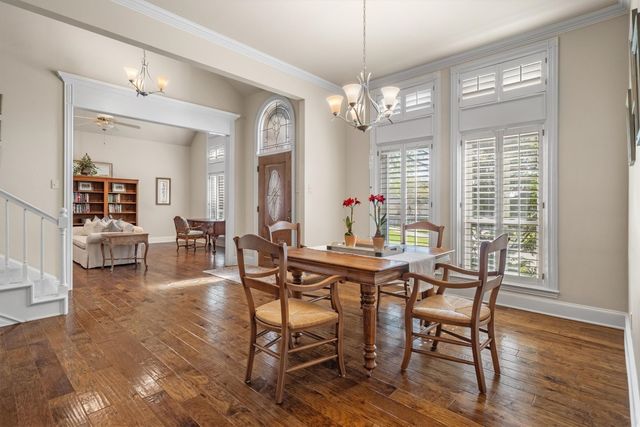 405 Leigh Court, Highland Village, TX 75077