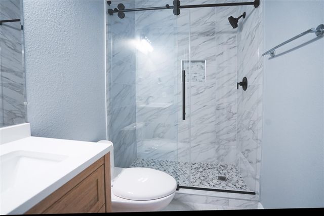 6415 Richland Hills Drive, Katy, TX 77494