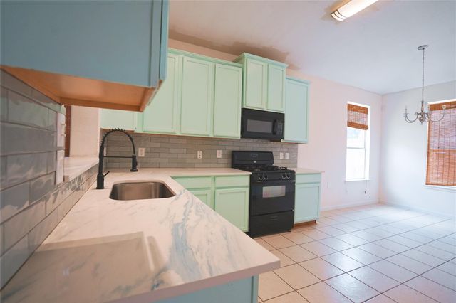 6415 Richland Hills Drive, Katy, TX 77494