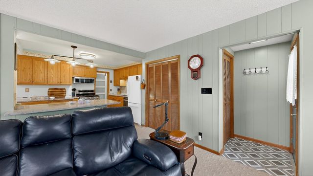 1413 10th Avenue NE, Rochester, MN 55906