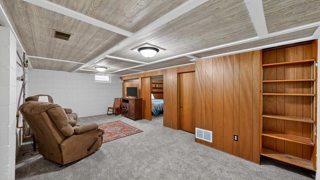 1413 10th Avenue NE, Rochester, MN 55906