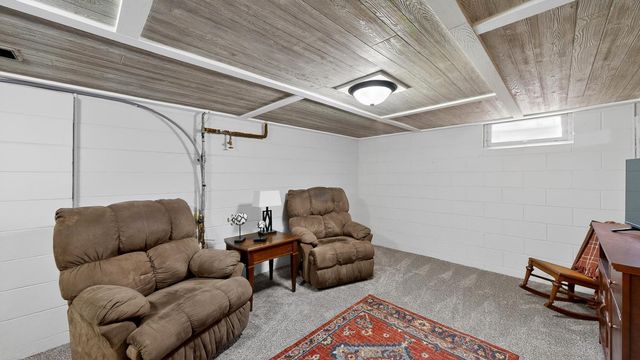 1413 10th Avenue NE, Rochester, MN 55906