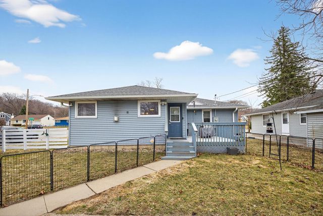 1413 10th Avenue NE, Rochester, MN 55906