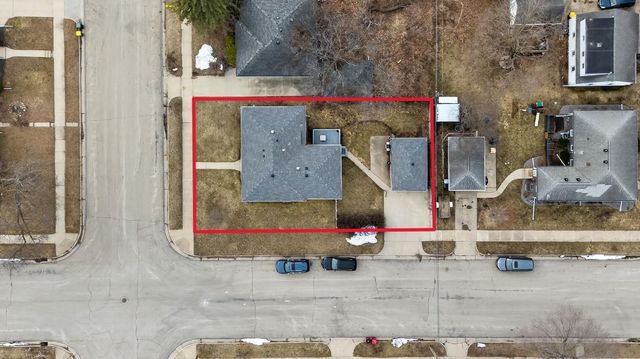 1413 10th Avenue NE, Rochester, MN 55906