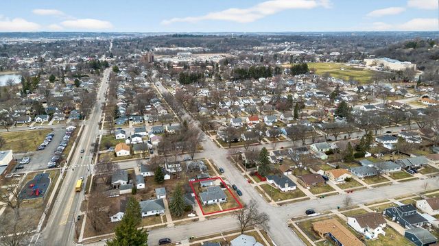 1413 10th Avenue NE, Rochester, MN 55906