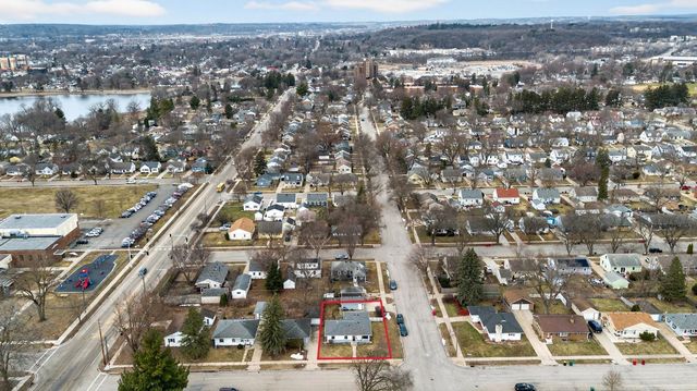 1413 10th Avenue NE, Rochester, MN 55906