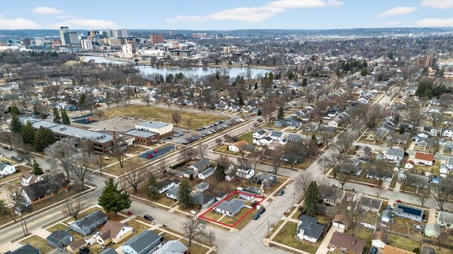 1413 10th Avenue NE, Rochester, MN 55906