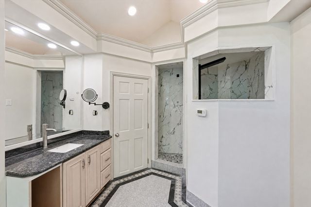 41 Apple Rd, Brimfield, MA 01010