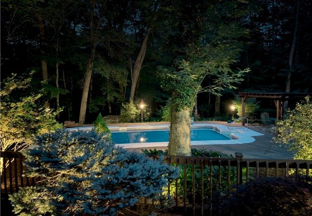 41 Apple Rd, Brimfield, MA 01010