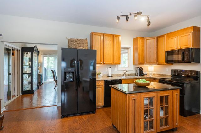 1026 Liberty Pt, Gallatin, TN 37066