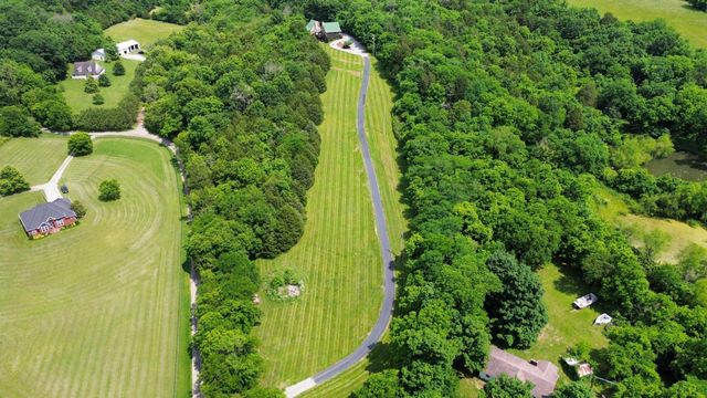 1026 Liberty Pt, Gallatin, TN 37066