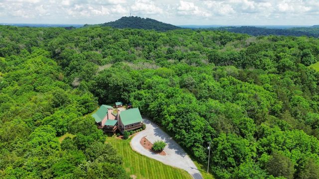 1026 Liberty Pt, Gallatin, TN 37066