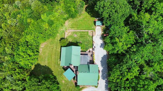 1026 Liberty Pt, Gallatin, TN 37066