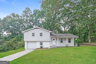 916 Betty Court NW, Conyers, GA 30012