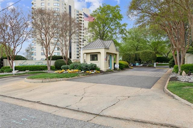 7505 River Rd Apt 7F, Newport News, VA 23607