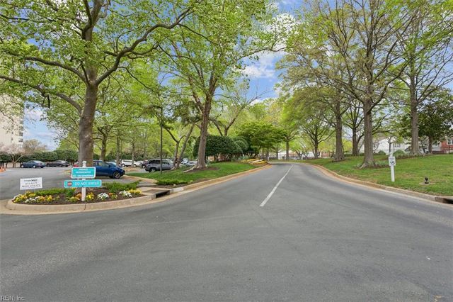 7505 River Rd Apt 7F, Newport News, VA 23607