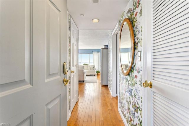 7505 River Rd Apt 7F, Newport News, VA 23607