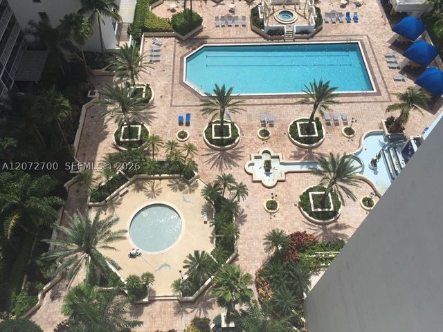 7601 E TREASURE DR 2008, North Bay Village, FL 33141