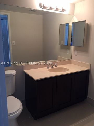 7601 E TREASURE DR 2008, North Bay Village, FL 33141