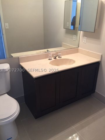 7601 E TREASURE DR 2008, North Bay Village, FL 33141