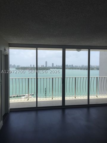 7601 E TREASURE DR 2008, North Bay Village, FL 33141