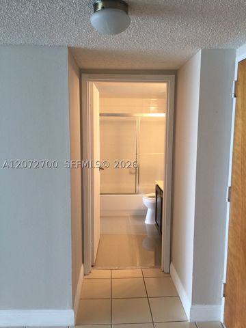 7601 E TREASURE DR 2008, North Bay Village, FL 33141