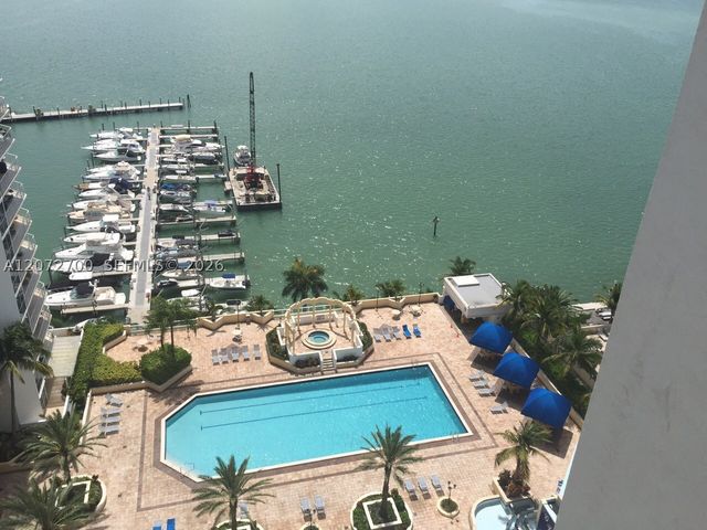 7601 E TREASURE DR 2008, North Bay Village, FL 33141