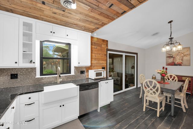 4430 Windtree Road, Wilmington, NC 28412