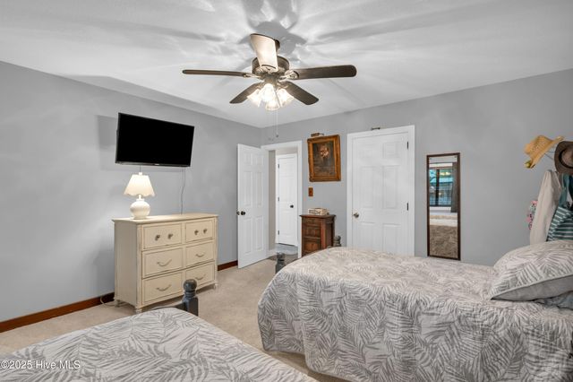 4430 Windtree Road, Wilmington, NC 28412