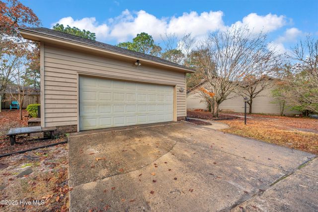 4430 Windtree Road, Wilmington, NC 28412