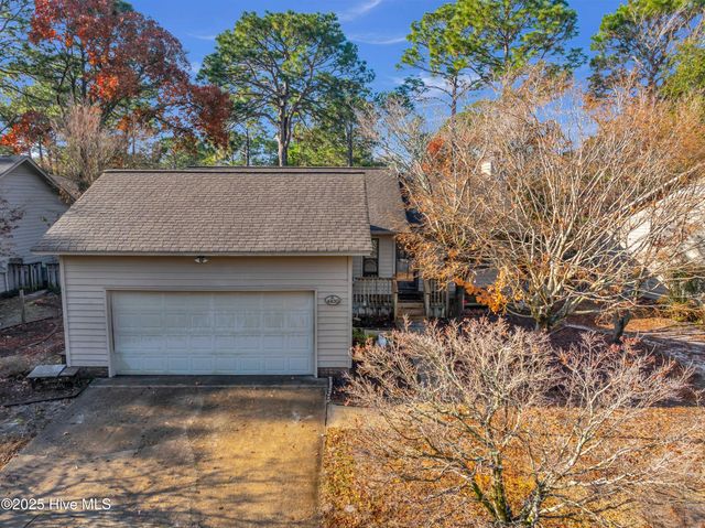 4430 Windtree Road, Wilmington, NC 28412