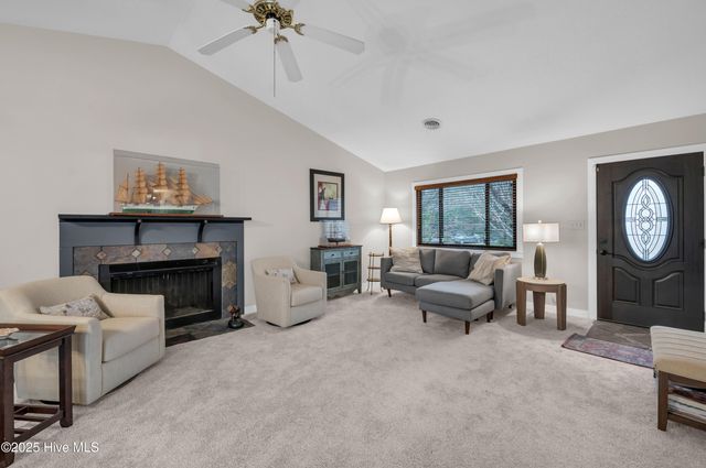 4430 Windtree Road, Wilmington, NC 28412