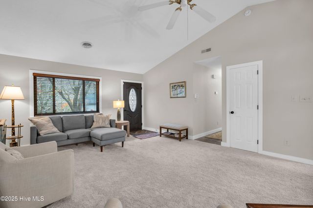 4430 Windtree Road, Wilmington, NC 28412