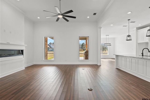 12293 Cindy Ct, Bullard, TX 75757