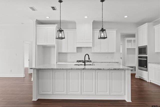 12293 Cindy Ct, Bullard, TX 75757