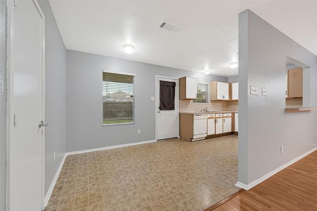 9511 Cantonwood Court, Houston, TX 77044