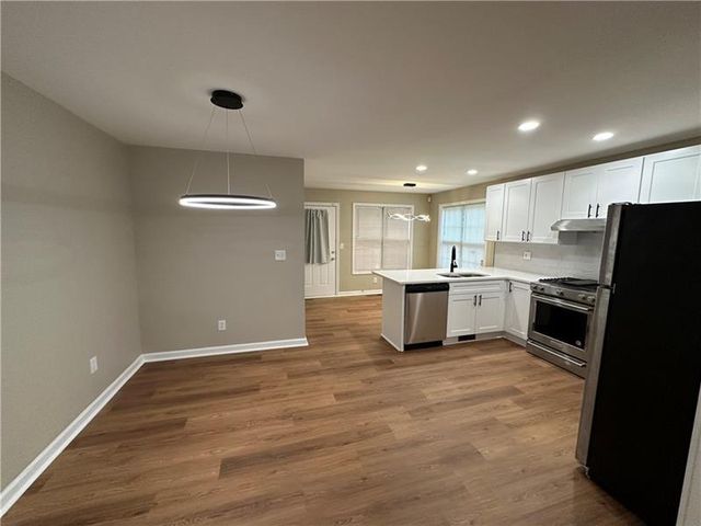 51 Davis Mill Court, Lawrenceville, GA 30044