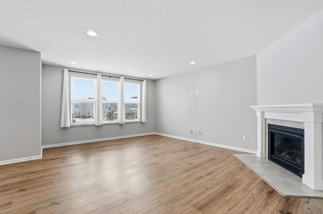 231 Leather Leaf Circle, Sunbury, OH 43074