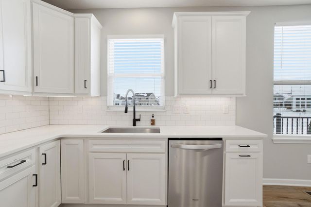 231 Leather Leaf Circle, Sunbury, OH 43074