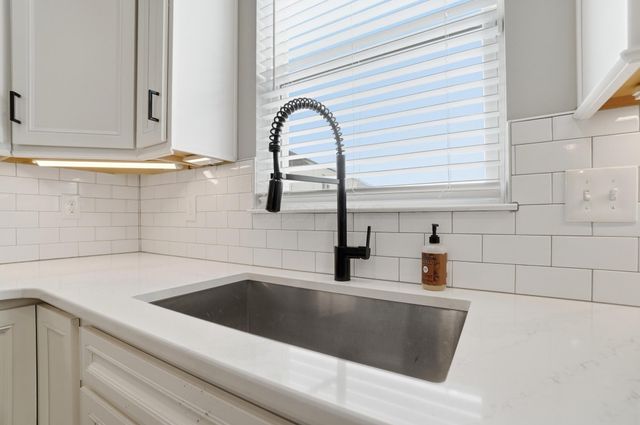 231 Leather Leaf Circle, Sunbury, OH 43074