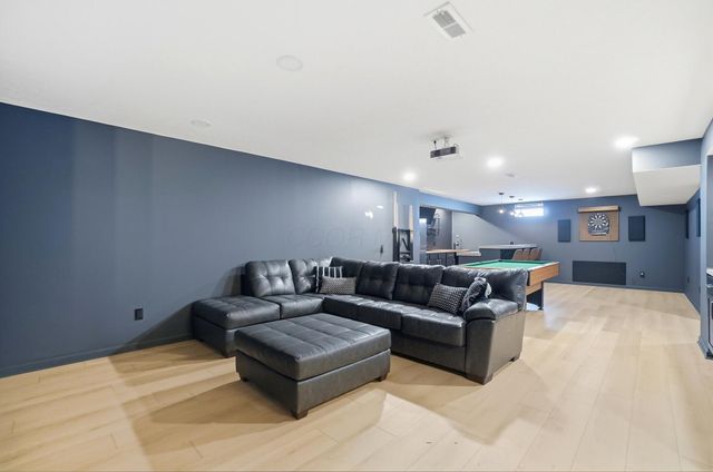 231 Leather Leaf Circle, Sunbury, OH 43074