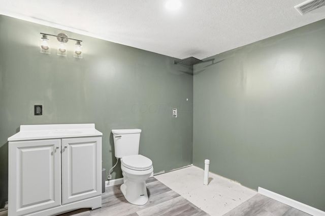 231 Leather Leaf Circle, Sunbury, OH 43074