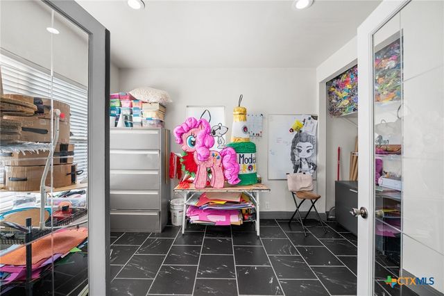 23019 Hilltop Peaks, Elmendorf, TX 78112