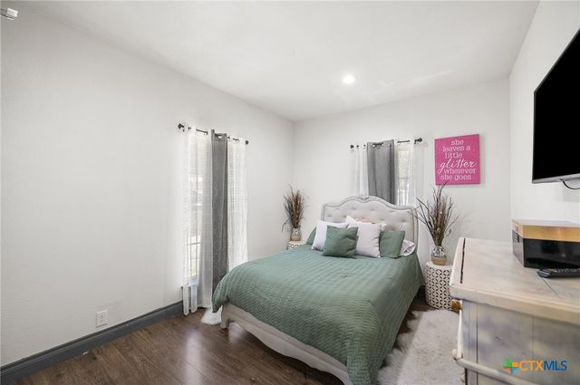 23019 Hilltop Peaks, Elmendorf, TX 78112